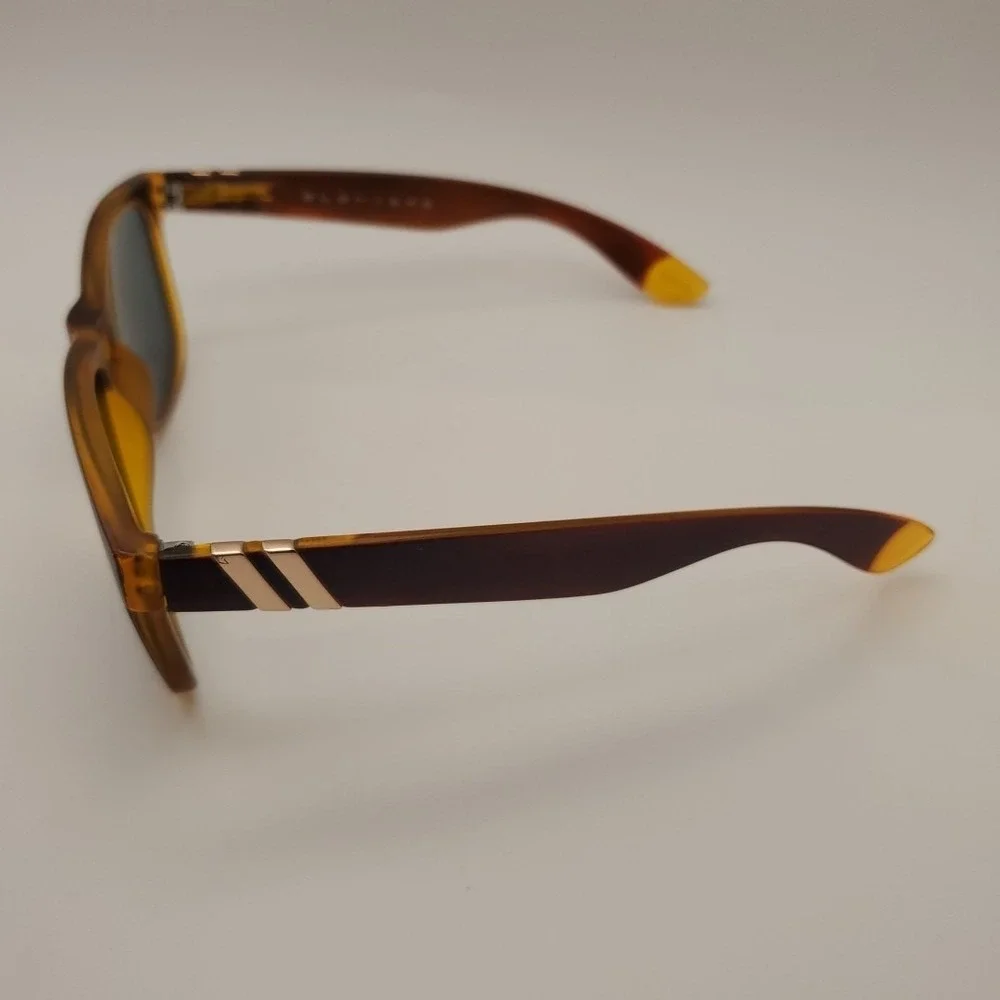 Blenders X Blue Moon Limited Edition Polarized Sunglasses Promo EUC